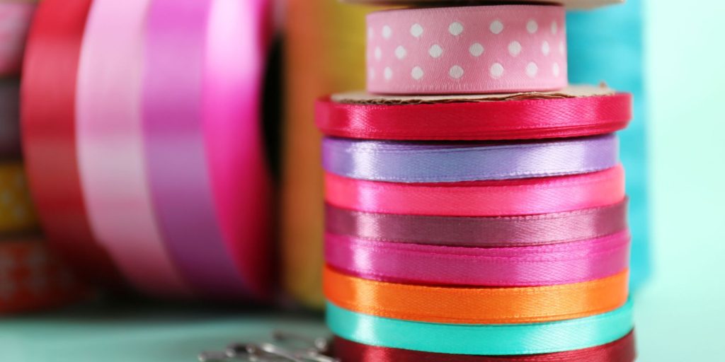 Tipos de cintas de mercería y sus usos - Mercería Textil Mitre