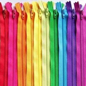 Cierre Separable 6 Mm Cadena Plast. De 25 Cm A 120 Cm